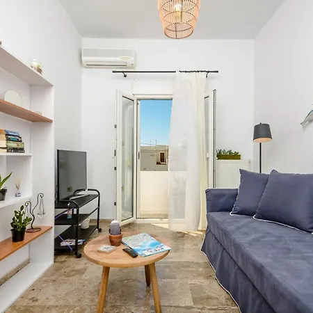 Connection Naxos Town *