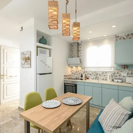 Connection Naxos Town * Naxos City