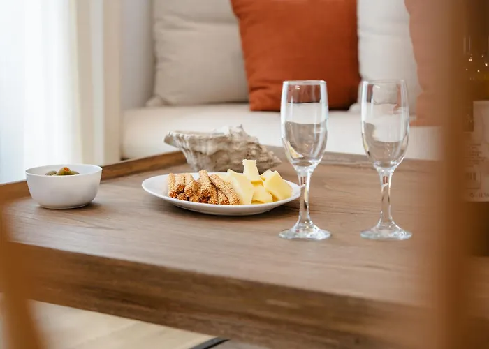 Connection Naxos Town *